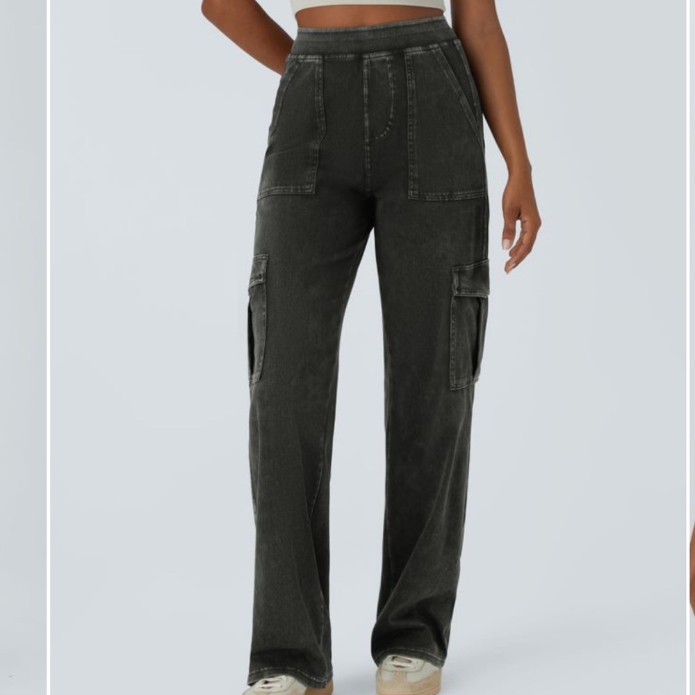 HALARA Flex Mid Rise Straight Leg Cargo Jeans - Picture 4 of 16